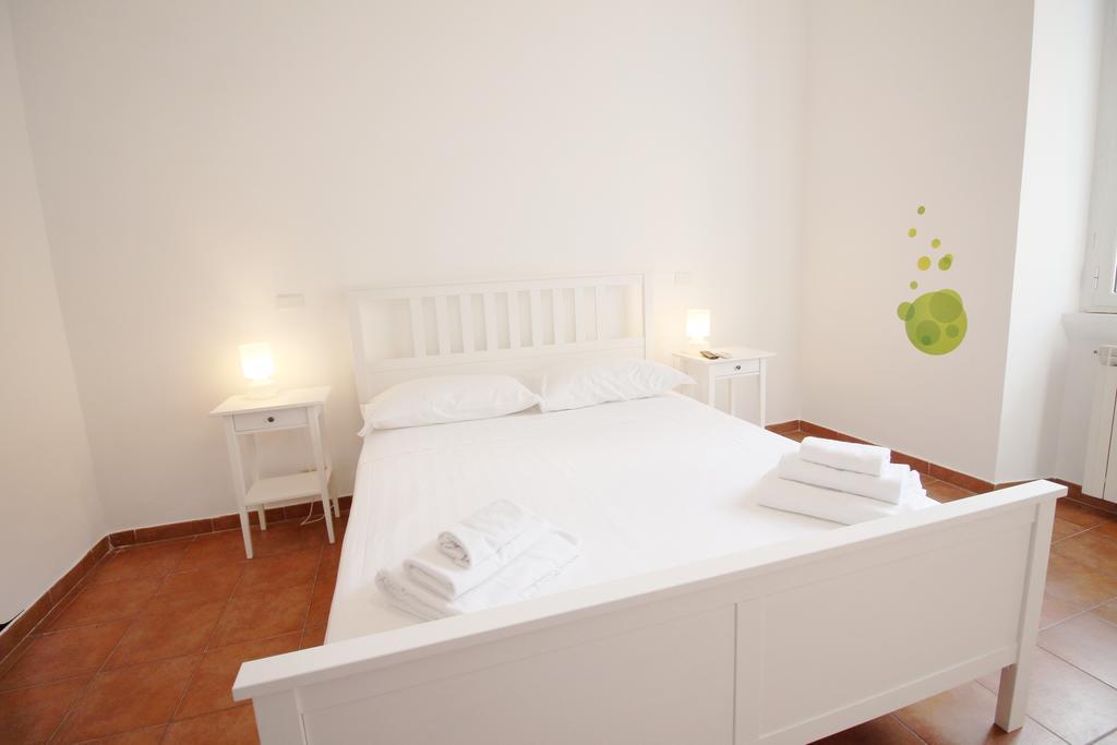 רומא Colosseum Super Family Apartment מראה חיצוני תמונה