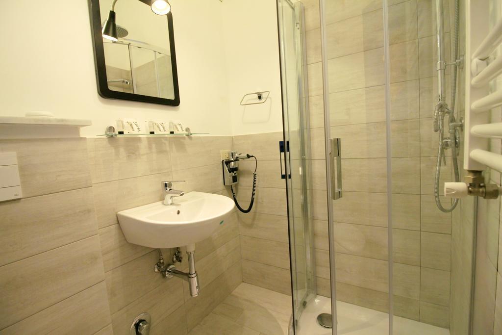 רומא Colosseum Super Family Apartment מראה חיצוני תמונה
