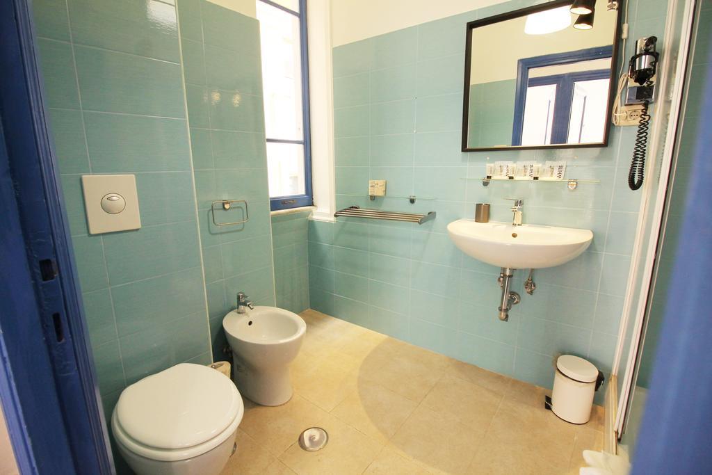 רומא Colosseum Super Family Apartment מראה חיצוני תמונה
